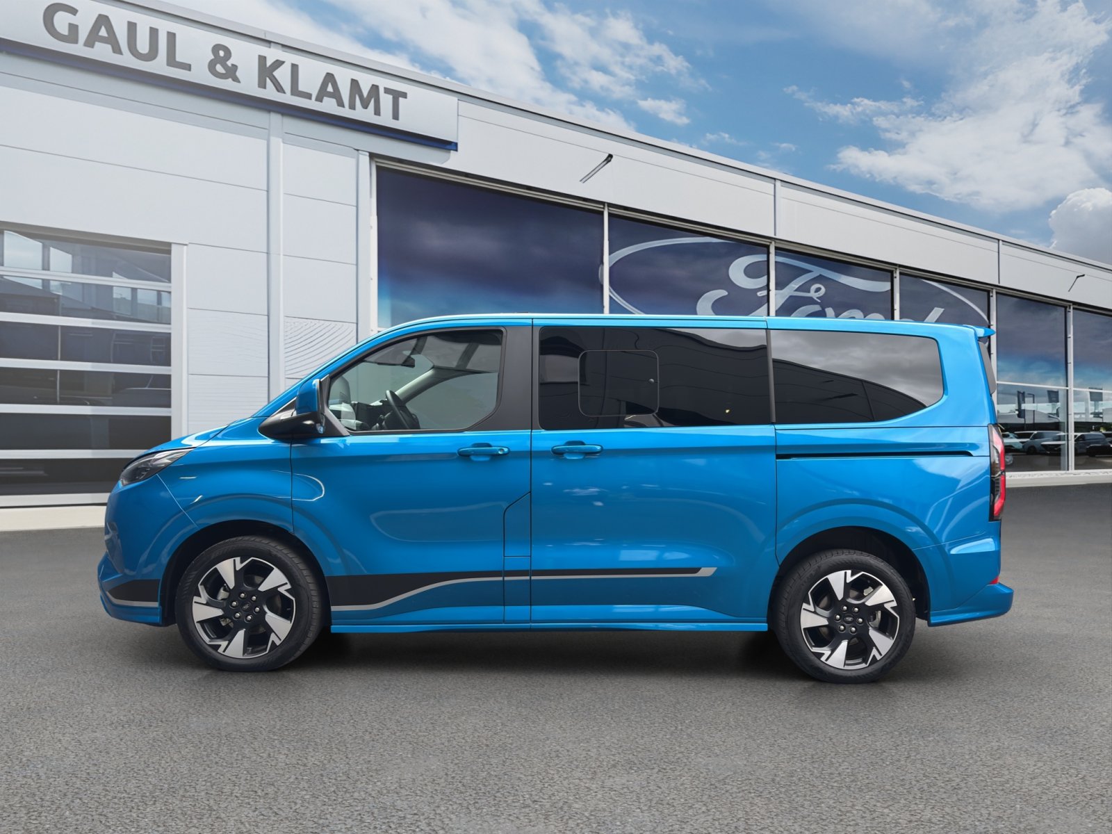 Fahrzeugabbildung Ford Tourneo Custom Elektro eMotor 340 L1 #Sport #RWD #sofort