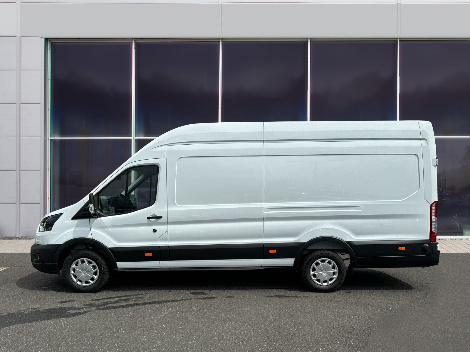 Fahrzeugabbildung Ford Transit 350 L4 Trend