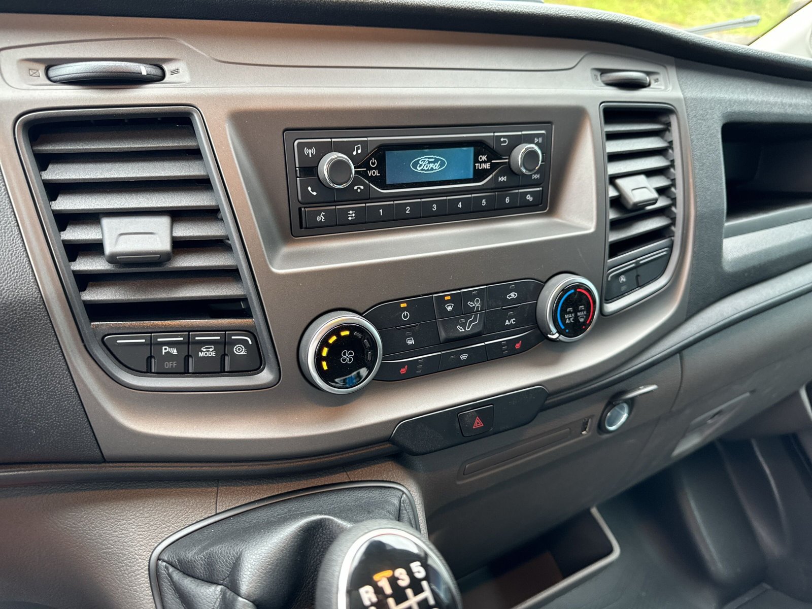 Fahrzeugabbildung Ford Transit 350 L4 Trend
