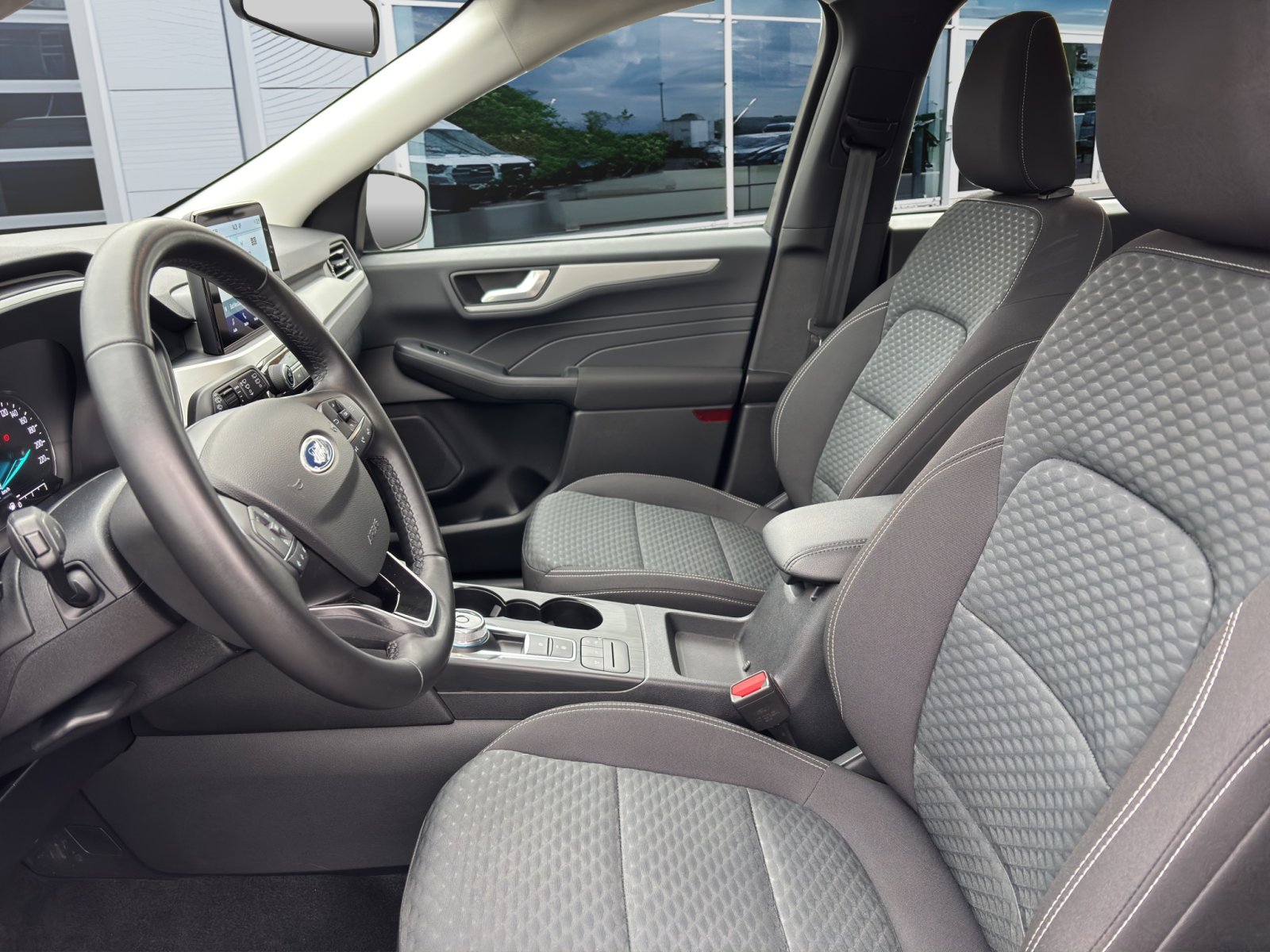 Fahrzeugabbildung Ford Kuga Plug-In Hybrid Cool & Connect #AHK