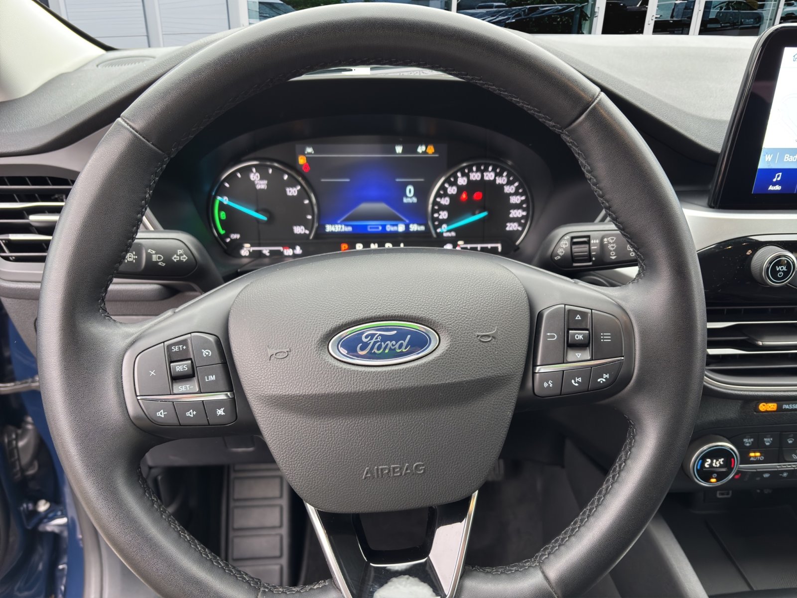 Fahrzeugabbildung Ford Kuga Plug-In Hybrid Cool & Connect #AHK