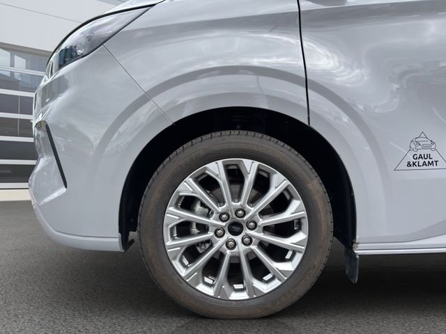 Fahrzeugabbildung Ford Tourneo Custom 2.0 320 L1 Nugget Titanium