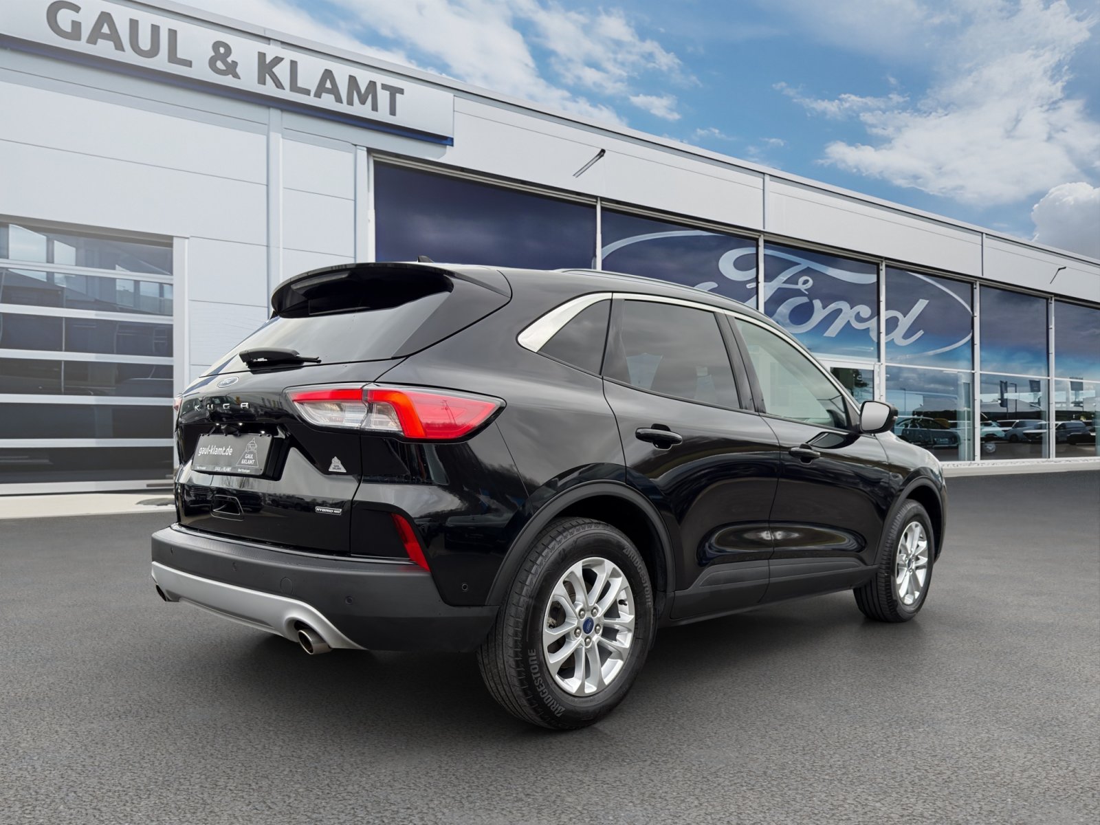 Fahrzeugabbildung Ford Kuga Hybrid Titanium X