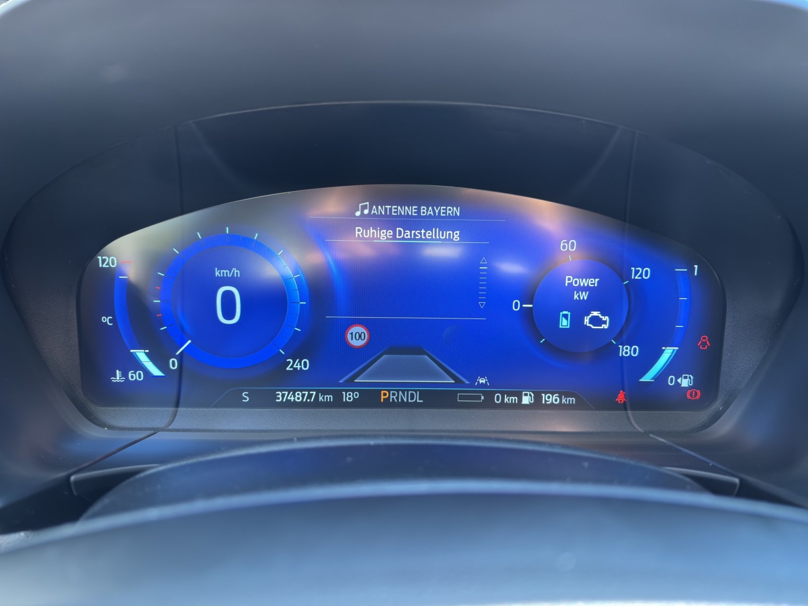 Fahrzeugabbildung Ford Kuga 2.5 PHEV Plug-In Hybrid Titanium #Rückfahrkamera