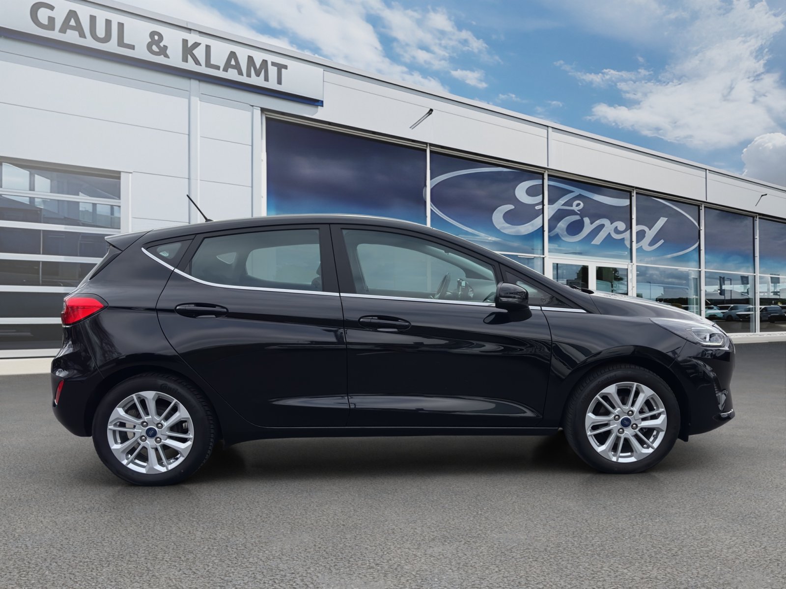 Fahrzeugabbildung Ford Fiesta Titanium