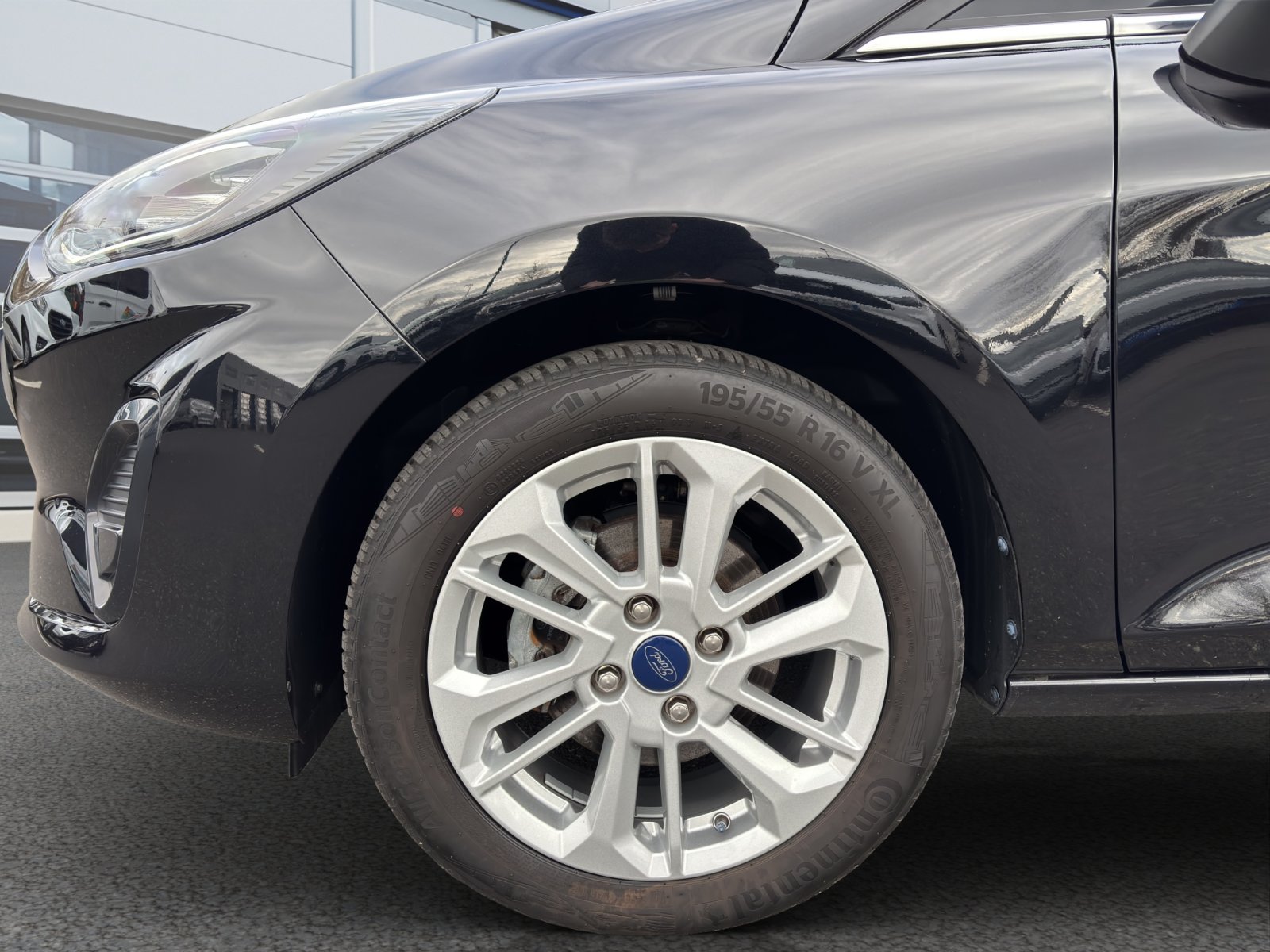 Fahrzeugabbildung Ford Fiesta Titanium