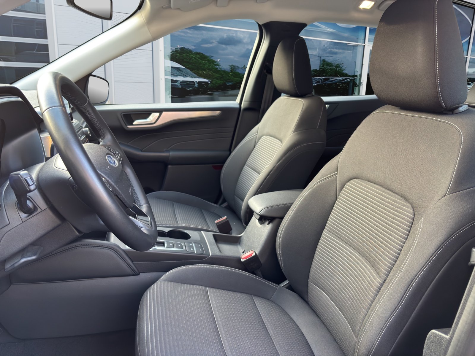 Fahrzeugabbildung Ford Kuga Plug-In Hybrid Titanium #AHK