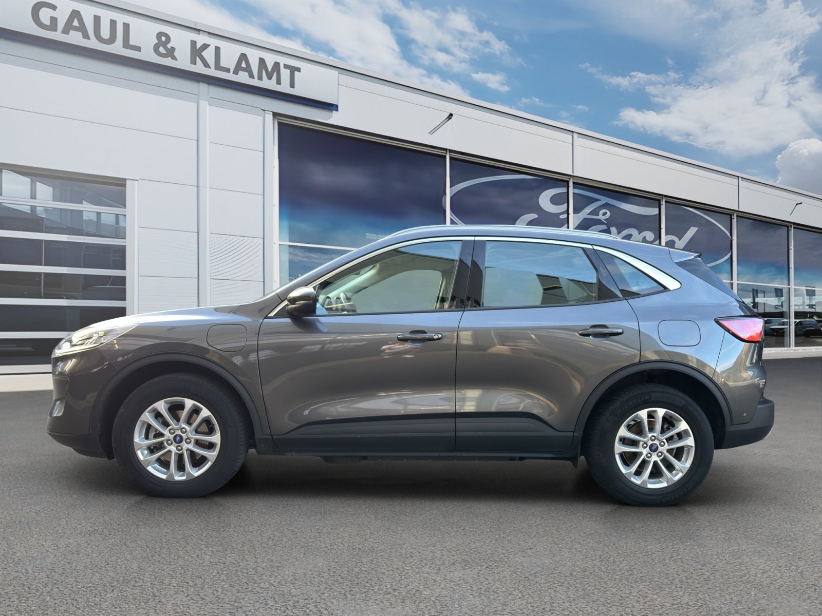 Fahrzeugabbildung Ford Kuga Plug-In Hybrid Titanium #AHK