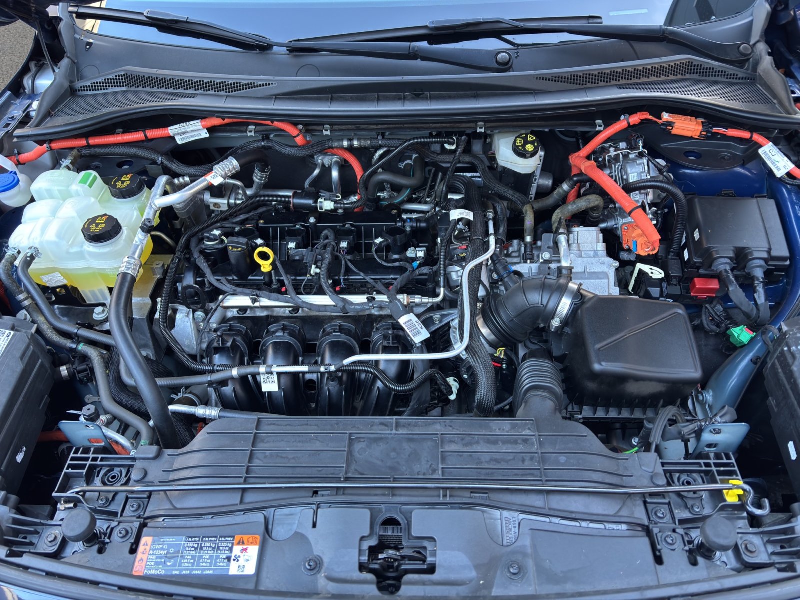 Fahrzeugabbildung Ford Kuga 2.5 PHEV Plug-In Hybrid Titanium #Winterpaket