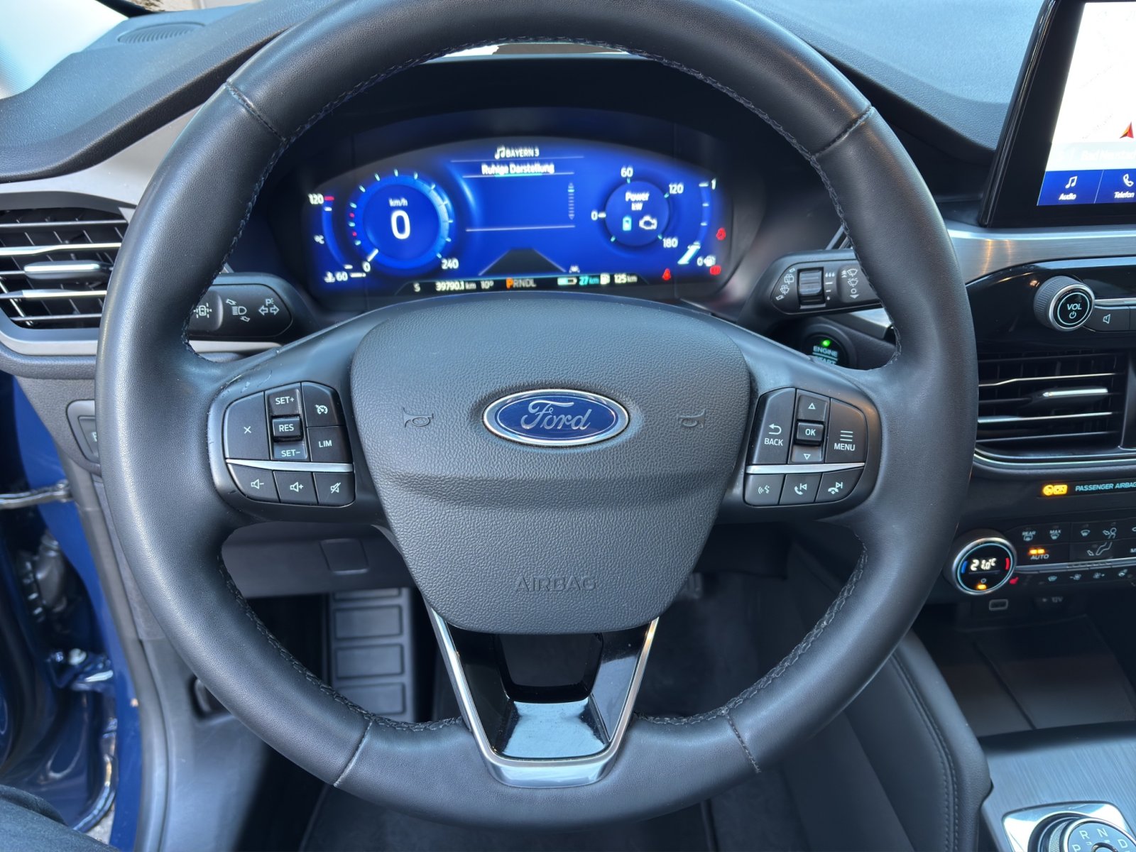 Fahrzeugabbildung Ford Kuga 2.5 PHEV Plug-In Hybrid Titanium #Winterpaket