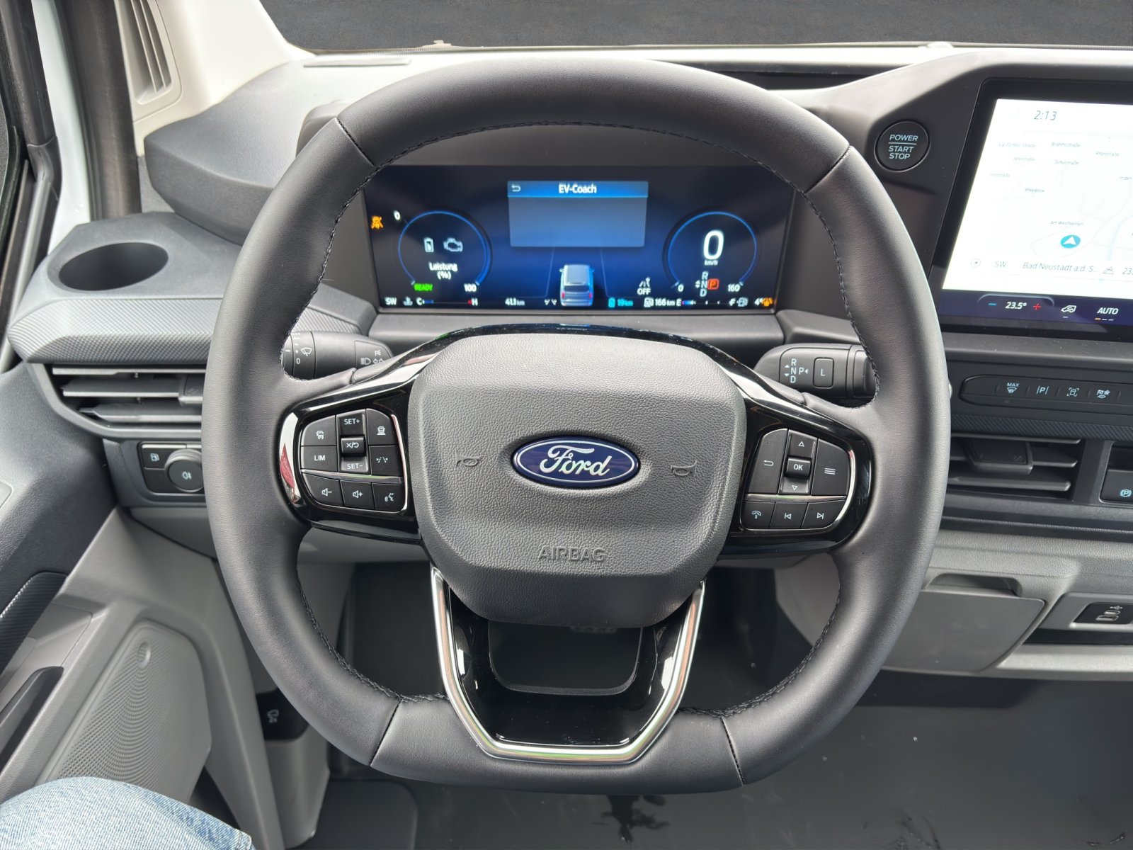 Fahrzeugabbildung Ford Transit Custom 2.5 PHEV 320 L1 Trend FWD Plug-in Hybrid