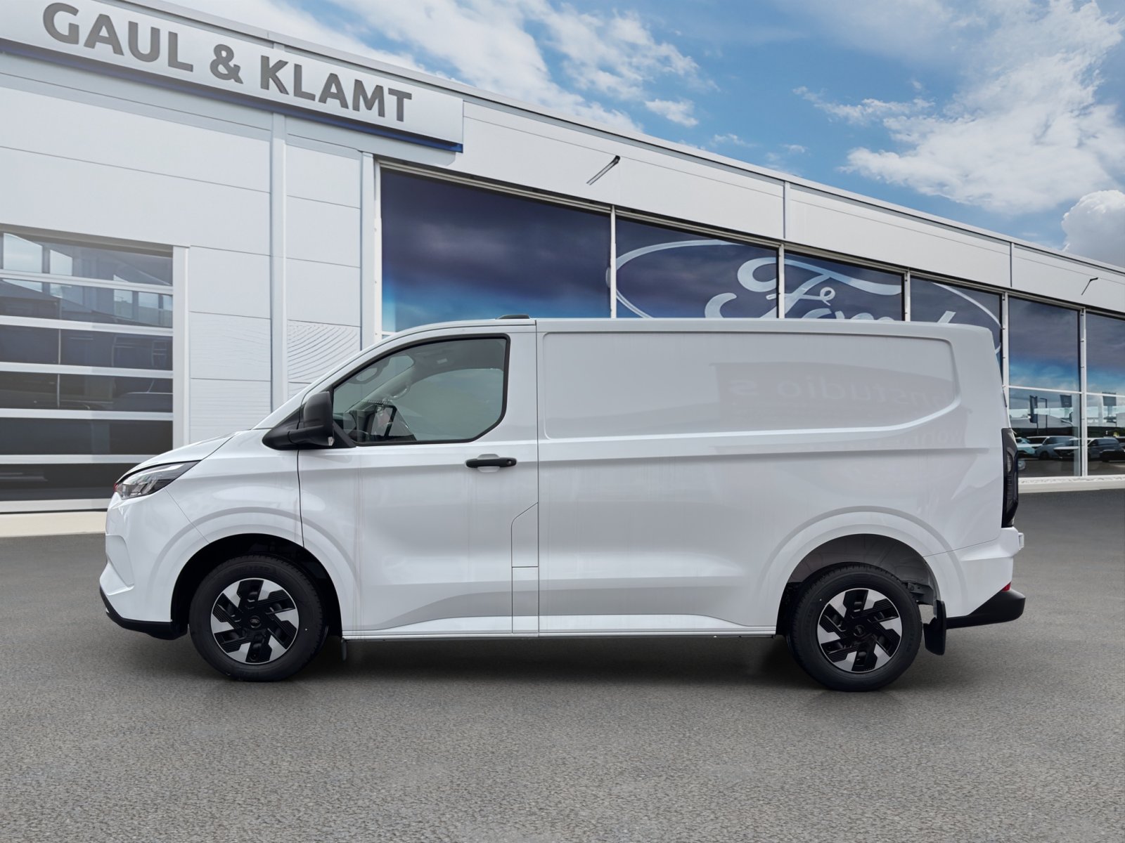 Fahrzeugabbildung Ford Transit Custom 2.5 PHEV 320 L1 Trend FWD Plug-in Hybrid