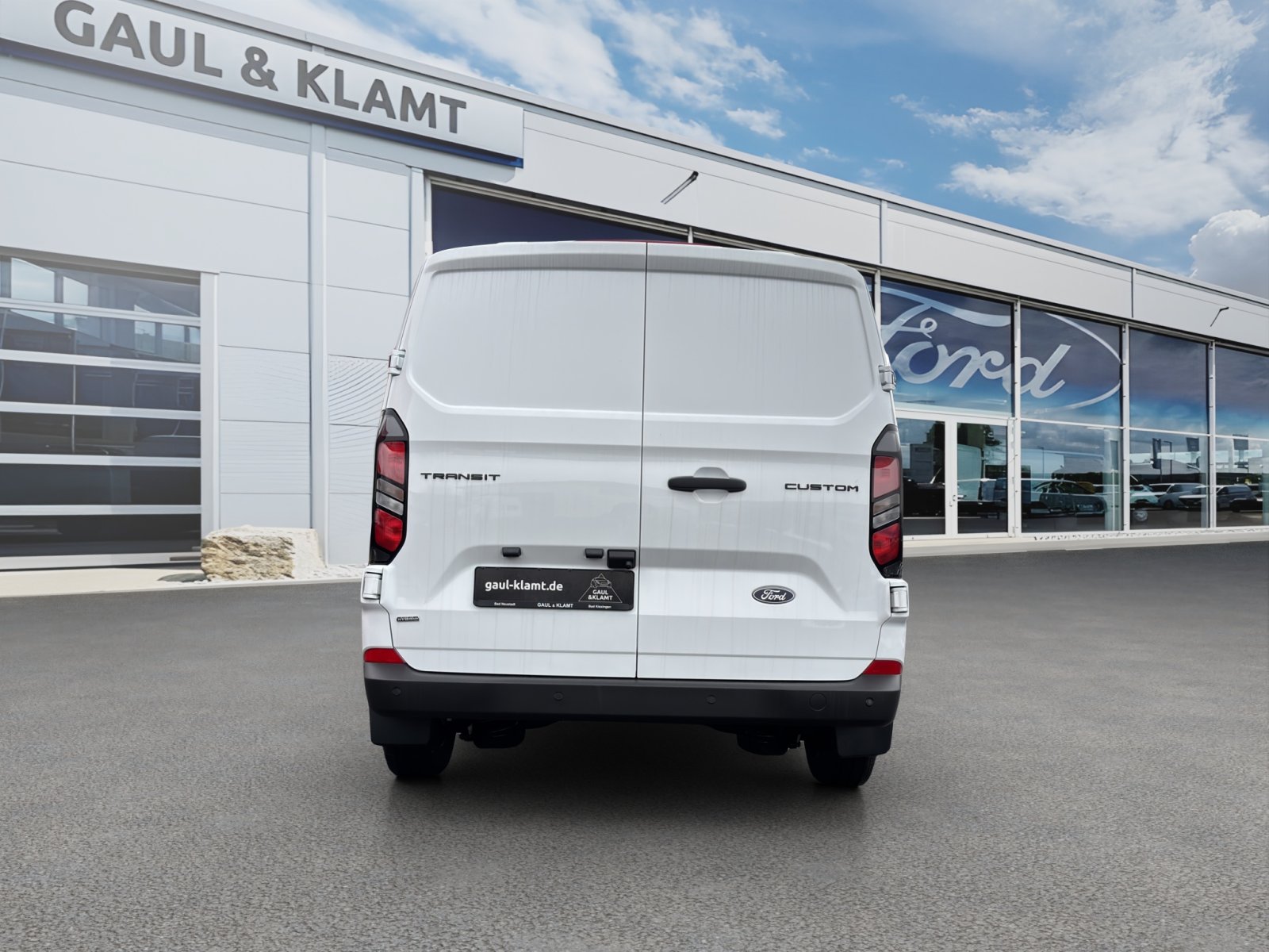 Fahrzeugabbildung Ford Transit Custom 2.5 PHEV 320 L1 Trend FWD Plug-in Hybrid