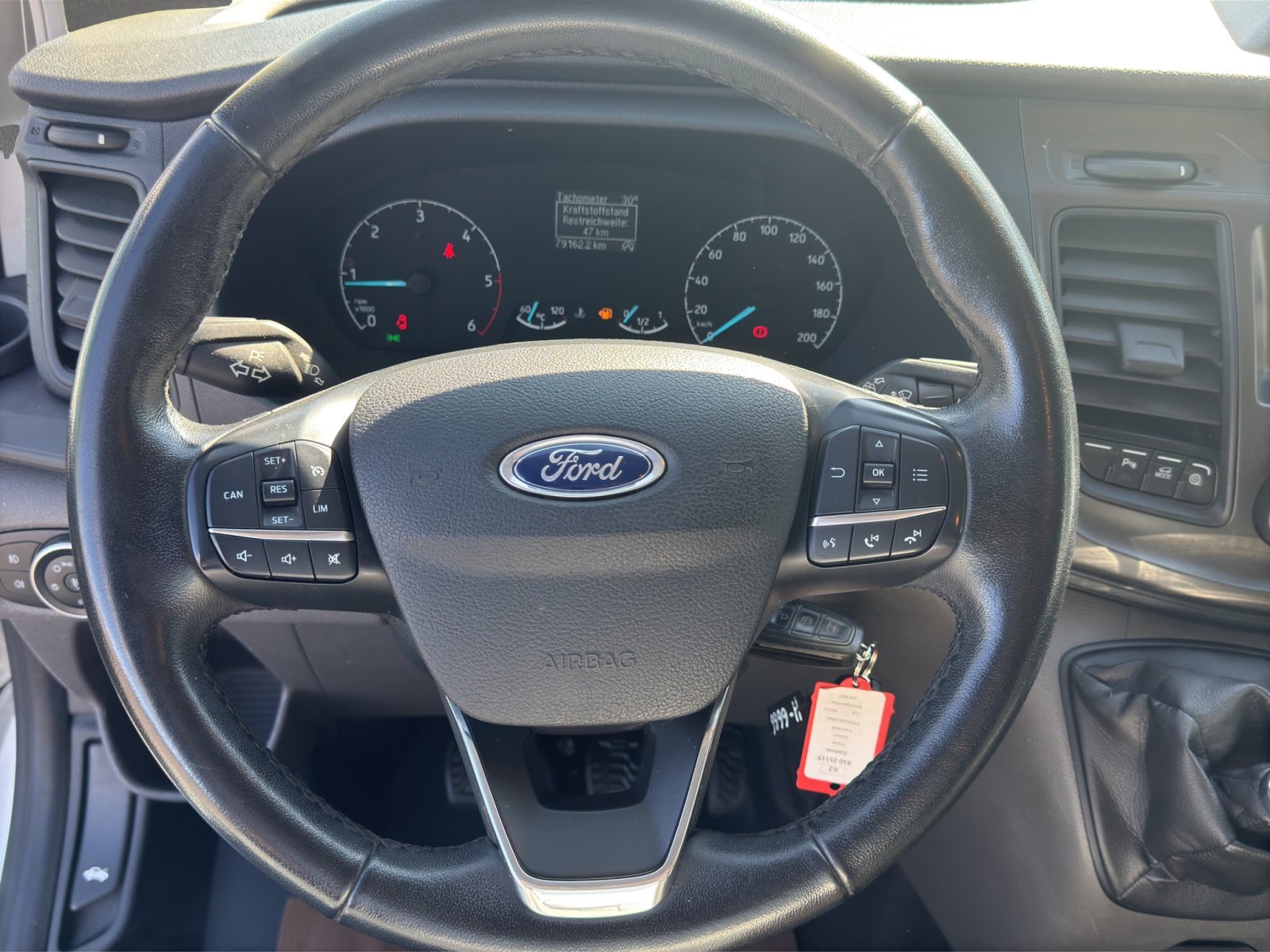 Fahrzeugabbildung Ford Transit Custom 2.0 Ecoblue 340 L1 Trend