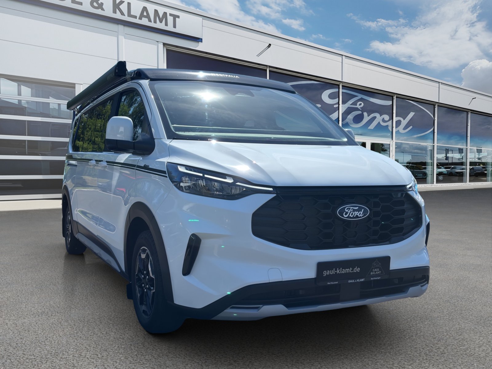 Fahrzeugabbildung Ford Transit Custom Nugget 320 L2 Titanium Aufstelldach FWD