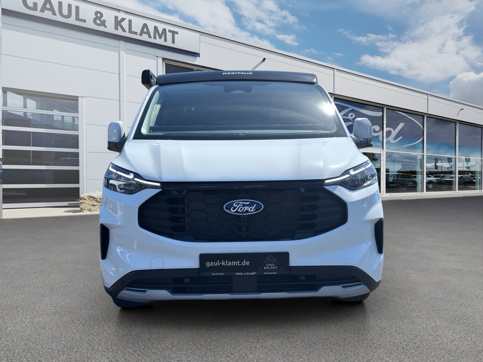 Fahrzeugabbildung Ford Transit Custom Nugget 320 L2 Titanium Aufstelldach FWD