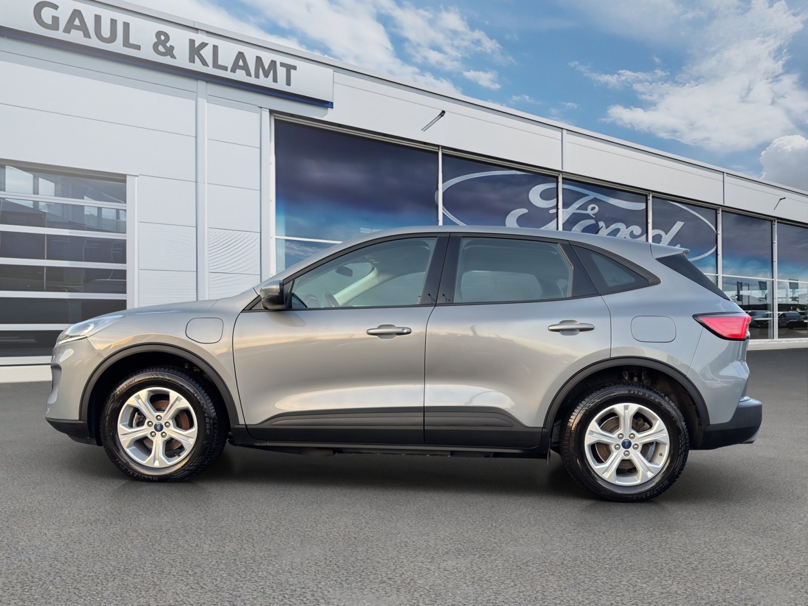 Fahrzeugabbildung Ford Kuga Plug-In Hybrid Cool & Connect #Winterpaket